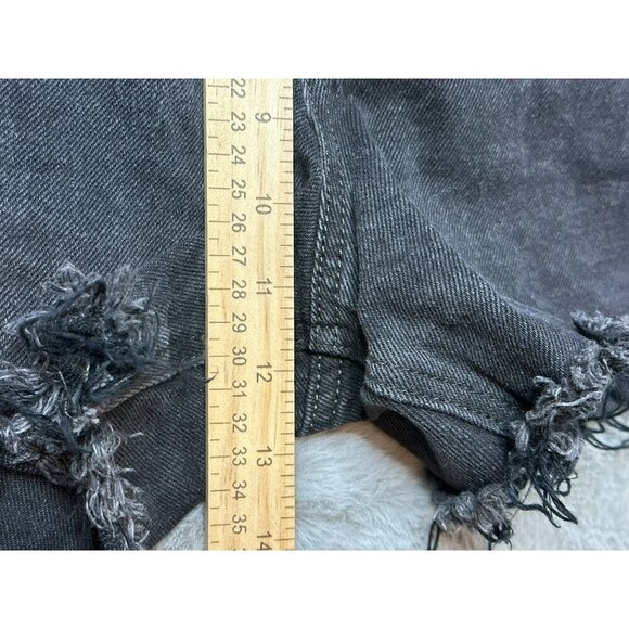 We The Free Black 3" Women's 29" Distressed Denim Cut-Off Shorts - Picture 5 of 9